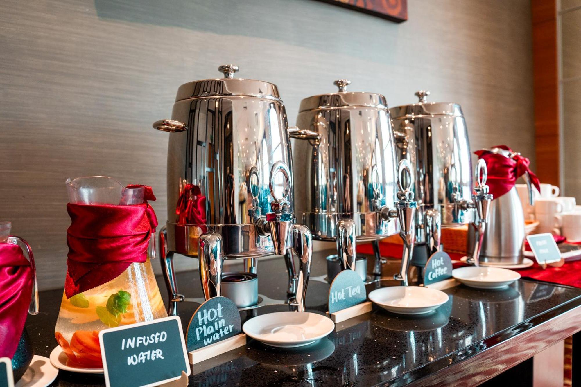 The Waterfront Hotel Kuching Dış mekan fotoğraf A selection of hot and cold beverages