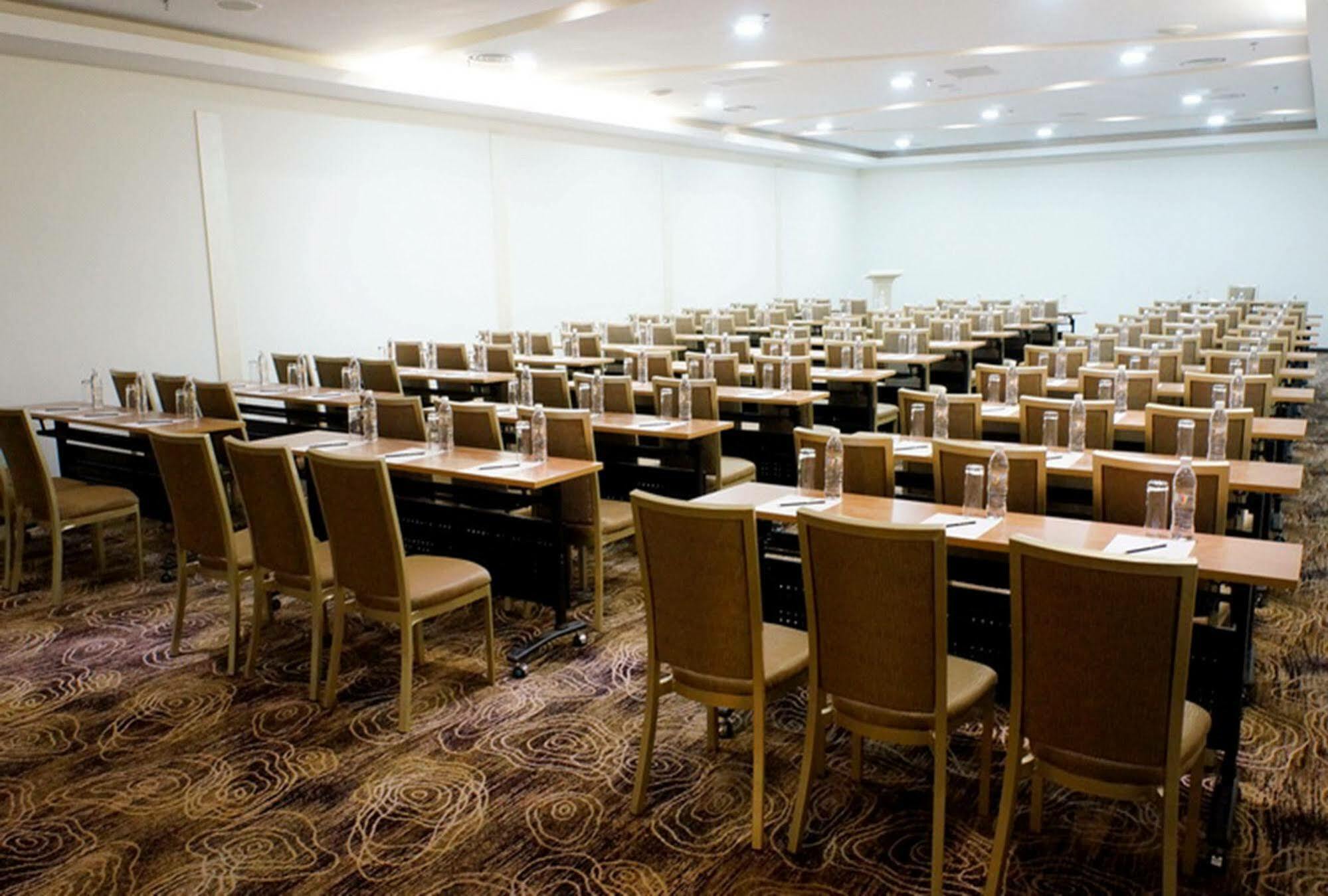 The Waterfront Hotel Kuching Dış mekan fotoğraf A typical conference room